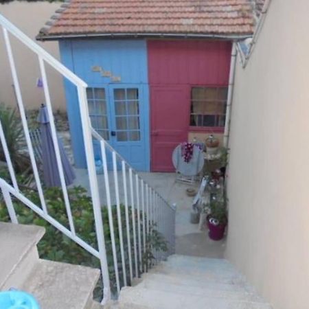 Appartement Fabienne Cote Jardins De La Fontaine à Nîmes Extérieur photo