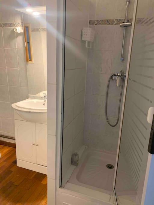 Appartement Fabienne Cote Jardins De La Fontaine à Nîmes Extérieur photo